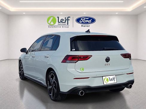 Used 2026 Volkswagen GTI SE FWD image 6
