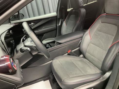 Used 2025 Chevrolet Blazer EV RS image 13