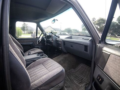 Used 1990 Ford Bronco AWD/4WD image 42