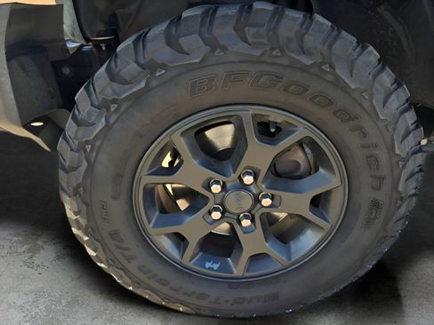 Used 2020 Jeep Wrangler Unlimited Sport image 9