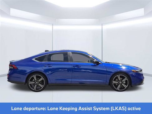 Used 2024 Honda Accord Sport image 8
