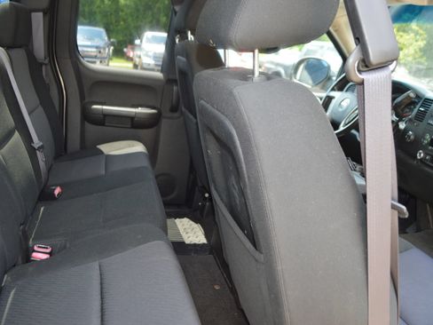 Used 2011 GMC Sierra 1500 SLE w/ Power Tech Package AWD/4WD image 25
