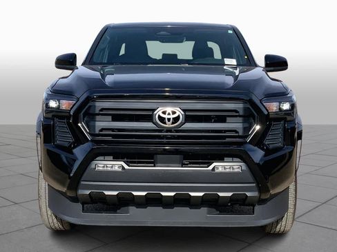 Used 2024 Toyota Tacoma SR5 image 3