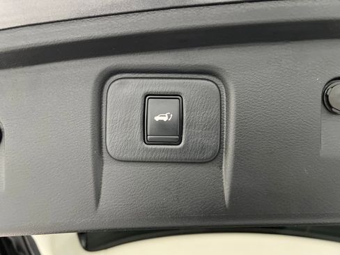 Used 2024 Nissan Murano Platinum w/ Cargo Package image 37