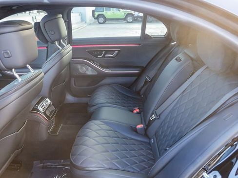 Used 2024 Mercedes-Benz S 580 S 580 image 21