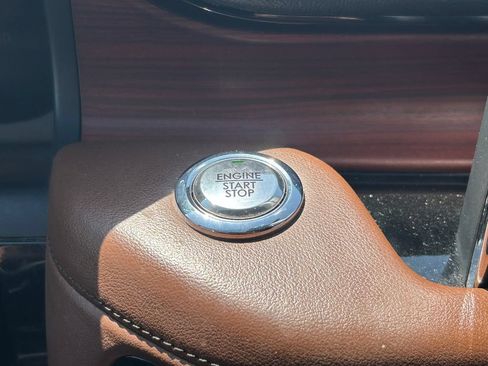Used 2022 Lincoln Aviator Reserve RWD image 31