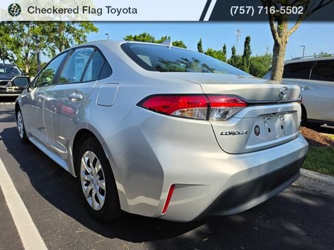 Used 2024 Toyota Corolla LE FWD image 4
