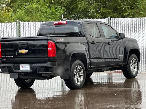 Used 2018 Chevrolet Colorado Z71 AWD/4WD image 4