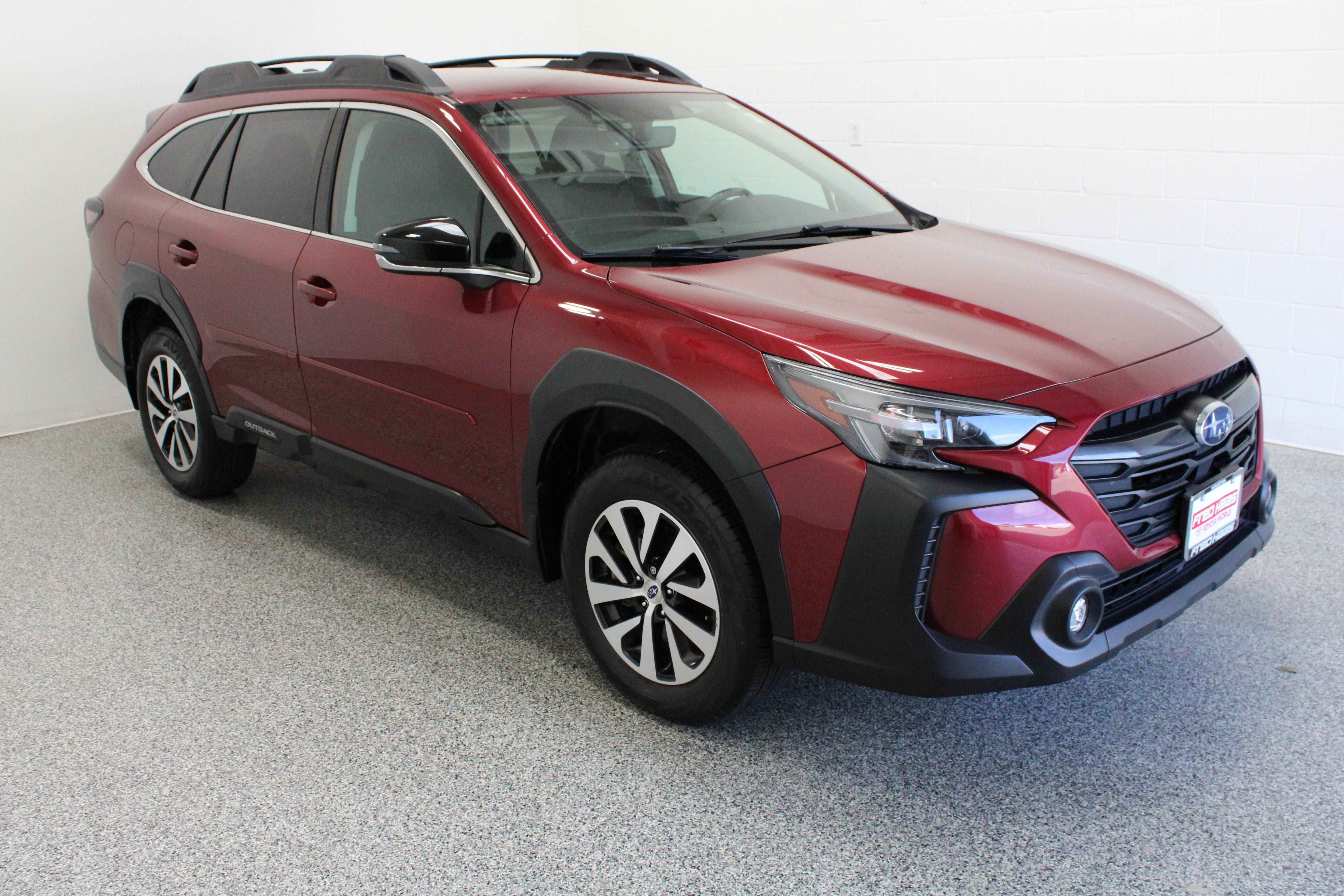 Used 2025 Subaru Outback Premium AWD/4WD image 4