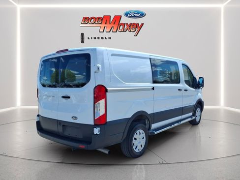 Used 2024 Ford Transit 250 Low Roof w/ Exterior Upgrade Package RWD image 4