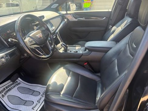 Used 2020 Cadillac XT5 Premium Luxury AWD/4WD image 14