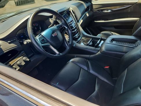 Used 2019 Cadillac Escalade ESV Platinum AWD/4WD image 10