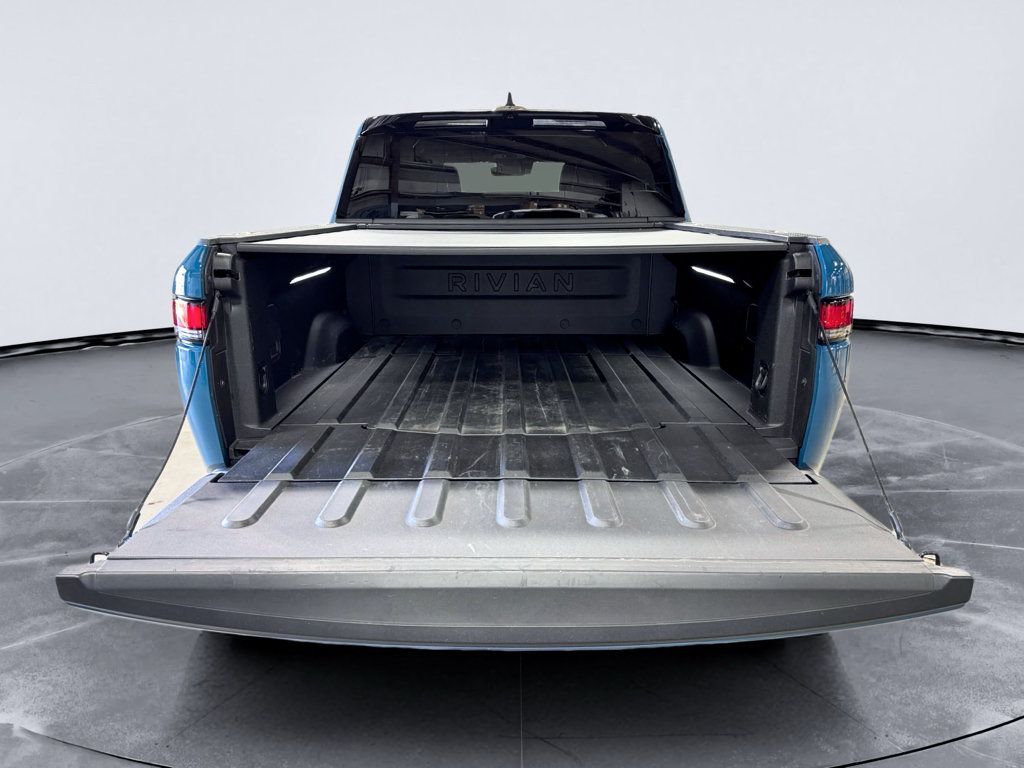 Used 2025 Rivian R1T Adventure Dual AWD/4WD image 29