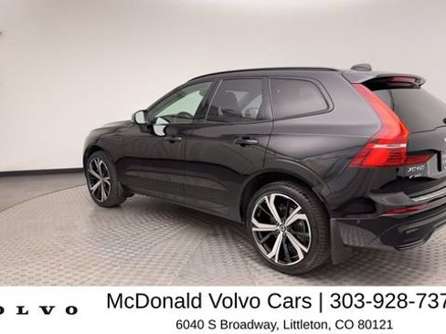 Certified 2023 Volvo XC60 B5 Ultimate w/ Climate Package AWD/4WD image 4