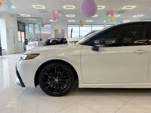 Used 2023 Toyota Camry XSE image 6