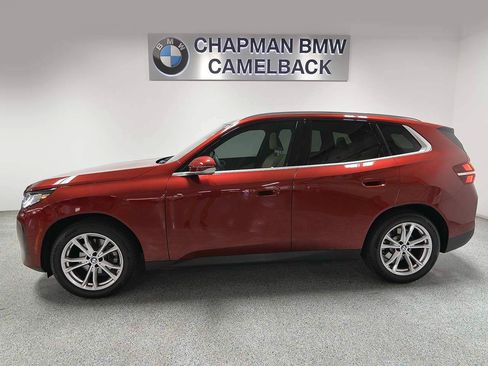Certified 2025 BMW X3 xDrive30i w/ Convenience Package AWD/4WD image 3