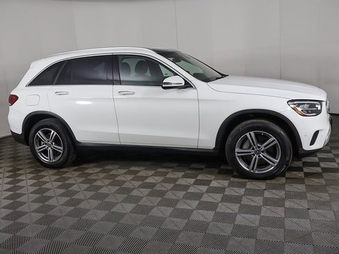 Used 2022 Mercedes-Benz GLC 300 4MATIC w/ Premium Package Lite image 18