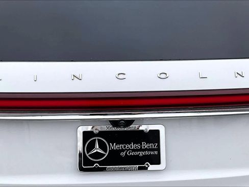 Used 2022 Lincoln Aviator Reserve w/ Elements Package Plus image 30