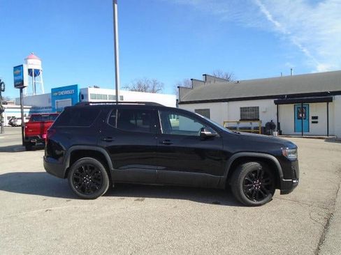 Used 2023 GMC Acadia SLT w/ Elevation Edition image 5
