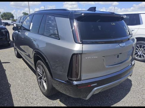 Used 2026 Cadillac Vistiq Sport AWD/4WD image 8