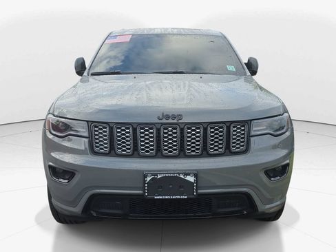 Used 2022 Jeep Grand Cherokee Laredo X AWD/4WD image 6