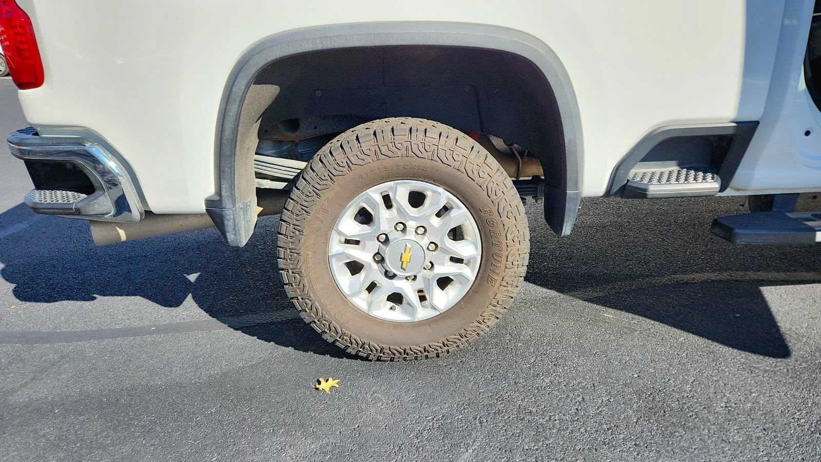 Used 2023 Chevrolet Silverado 2500 LT w/ Convenience Package AWD/4WD image 29