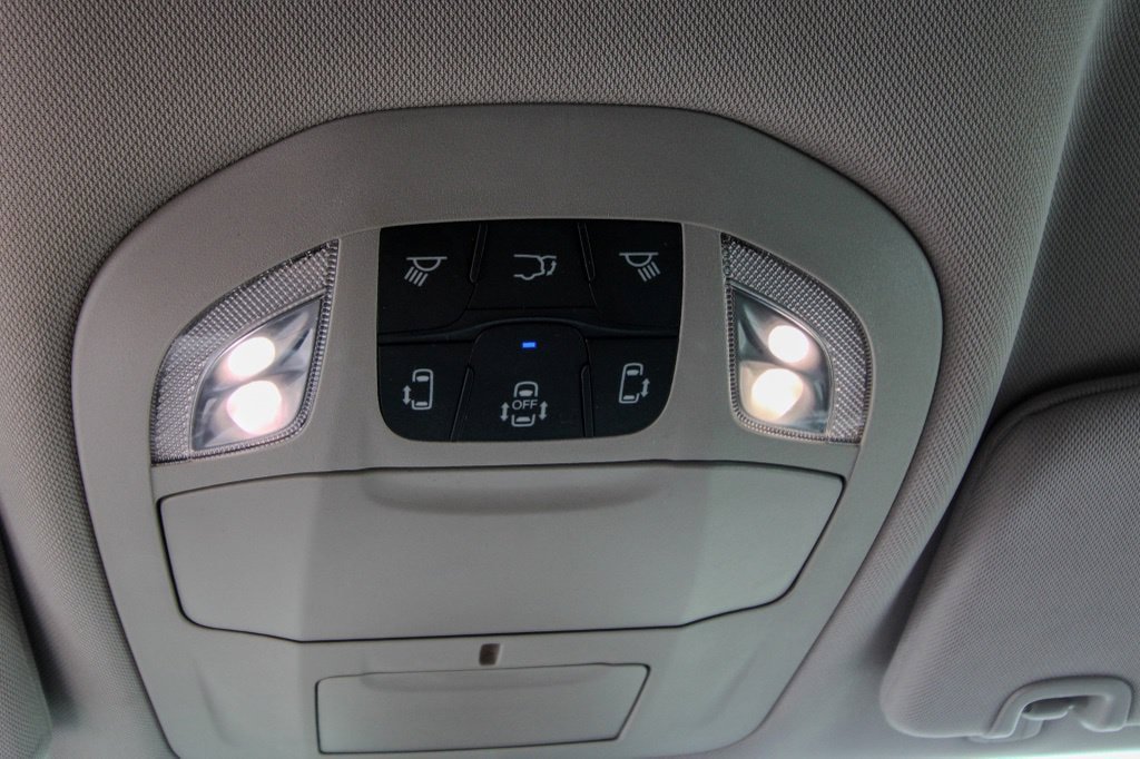 Used 2024 Chrysler Pacifica Touring-L FWD image 28