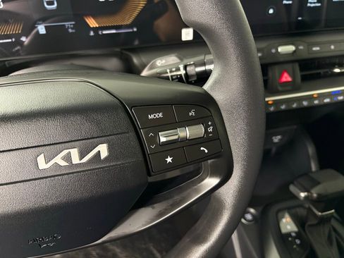 New 2026 Kia K4 FWD image 20