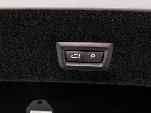 Used 2023 BMW 760i xDrive 760i xDrive image 46