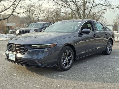 Used 2025 Honda Accord EX-L image 3