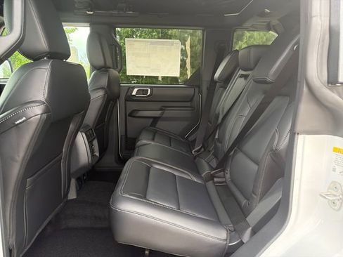 New 2026 Ford Bronco Outer Banks AWD/4WD image 12