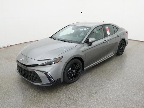 New 2026 Toyota Camry SE FWD image 1
