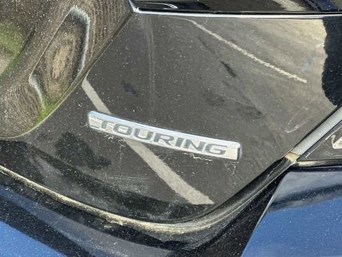 Used 2017 Honda Civic Touring image 9