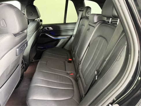 Used 2021 BMW X5 sDrive40i w/ M Sport Package image 13