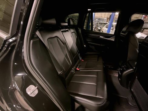 Used 2023 BMW X3 xDrive30i w/ Premium Package image 18