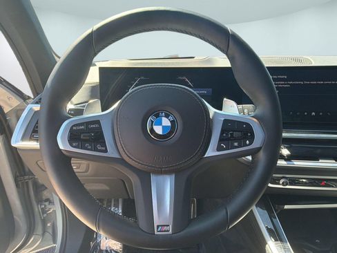 Certified 2024 BMW X5 xDrive40i w/ M Sport Package AWD/4WD image 11