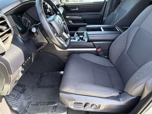 Used 2025 Toyota Tundra SR5 AWD/4WD image 26