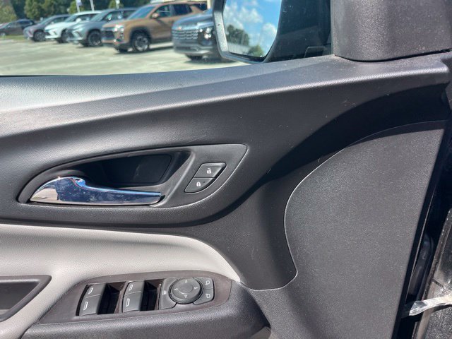 Used 2020 Chevrolet Equinox LS w/ LS Convenience Package FWD image 12