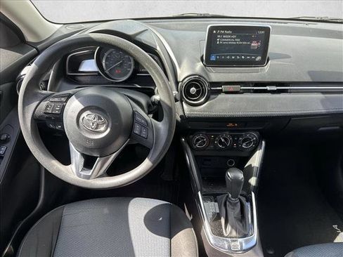 Used 2018 Toyota Yaris iA image 25