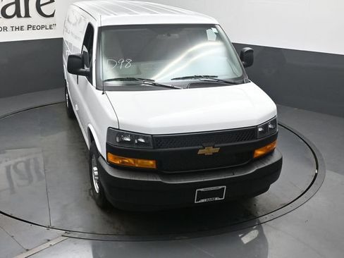 New 2026 Chevrolet Express 2500 w/ Driver Convenience Package RWD image 25