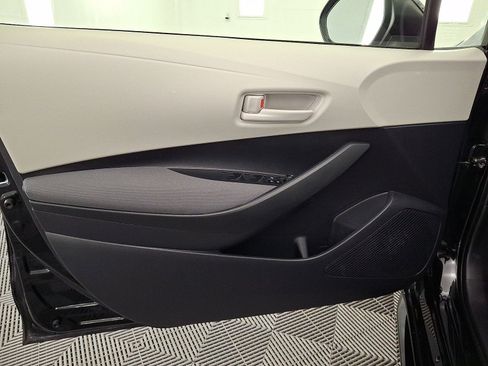 Certified 2023 Toyota Corolla LE w/ Carpet Mat Package (TMS) FWD image 2