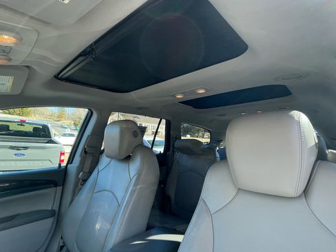 Used 2017 Buick Enclave Premium w/ Enclave Sport Touring Edition image 20