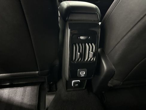 Used 2025 Jeep Compass Latitude w/ Altitude Special Edition image 22