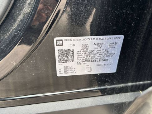 Used 2025 Chevrolet Equinox LT FWD image 29