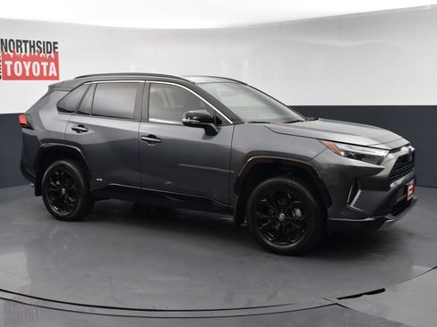 Used 2024 Toyota RAV4 XSE AWD/4WD image 6
