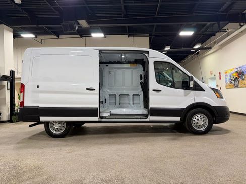 Used 2023 Ford Transit 350 Medium Roof AWD image 21