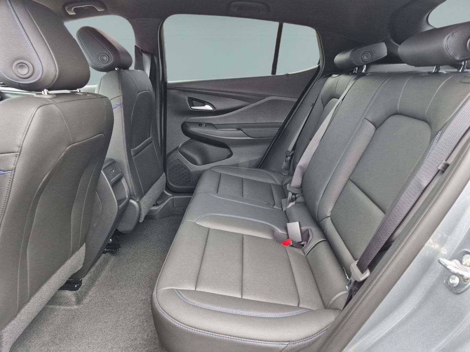 New 2026 Buick Envista Sport Touring w/ Convenience I Package FWD image 24