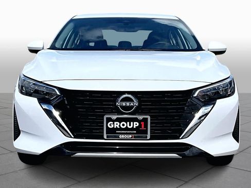 Used 2025 Nissan Sentra S image 4