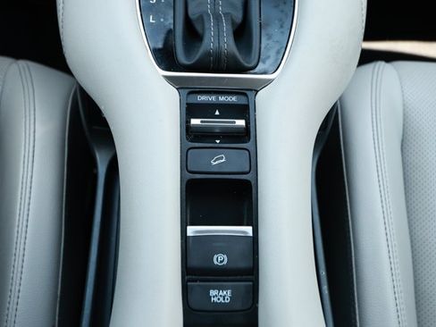 Used 2023 Honda HR-V EX-L image 18