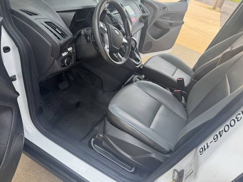 Used 2016 Ford Transit Connect XL FWD image 7